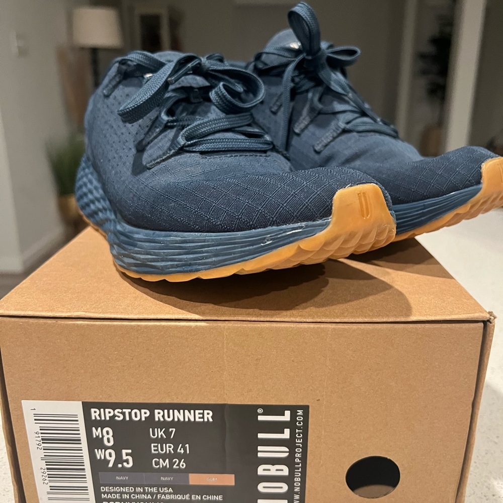 NAVY GUM RIPSTOP RUNNER (WOMEN'S SIZE 9.5)